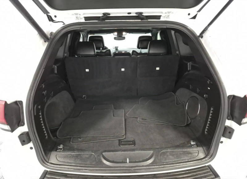 Jeep Grand cherokee ALTITUDE, снимка 10 - Автомобили и джипове - 52640072