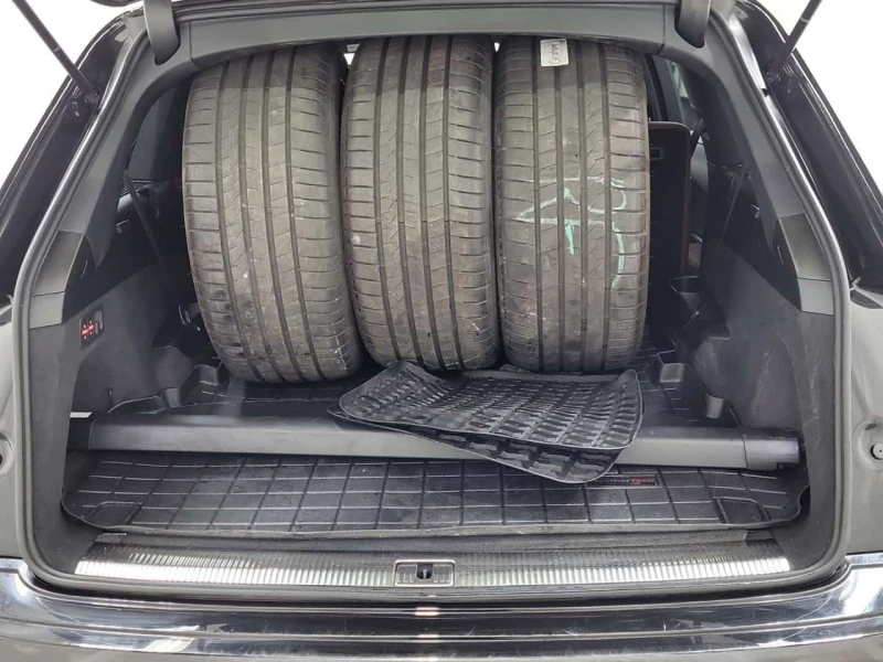 Audi Q7 * Progressiv * 2 КЛЮЧА* PANO* KEYLESS* ПОДГРЕВ* , снимка 16 - Автомобили и джипове - 53532624