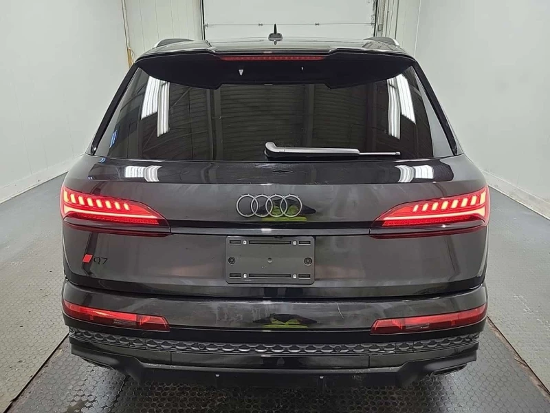 Audi Q7 * Progressiv * 2 КЛЮЧА* PANO* KEYLESS* ПОДГРЕВ* , снимка 4 - Автомобили и джипове - 53532624