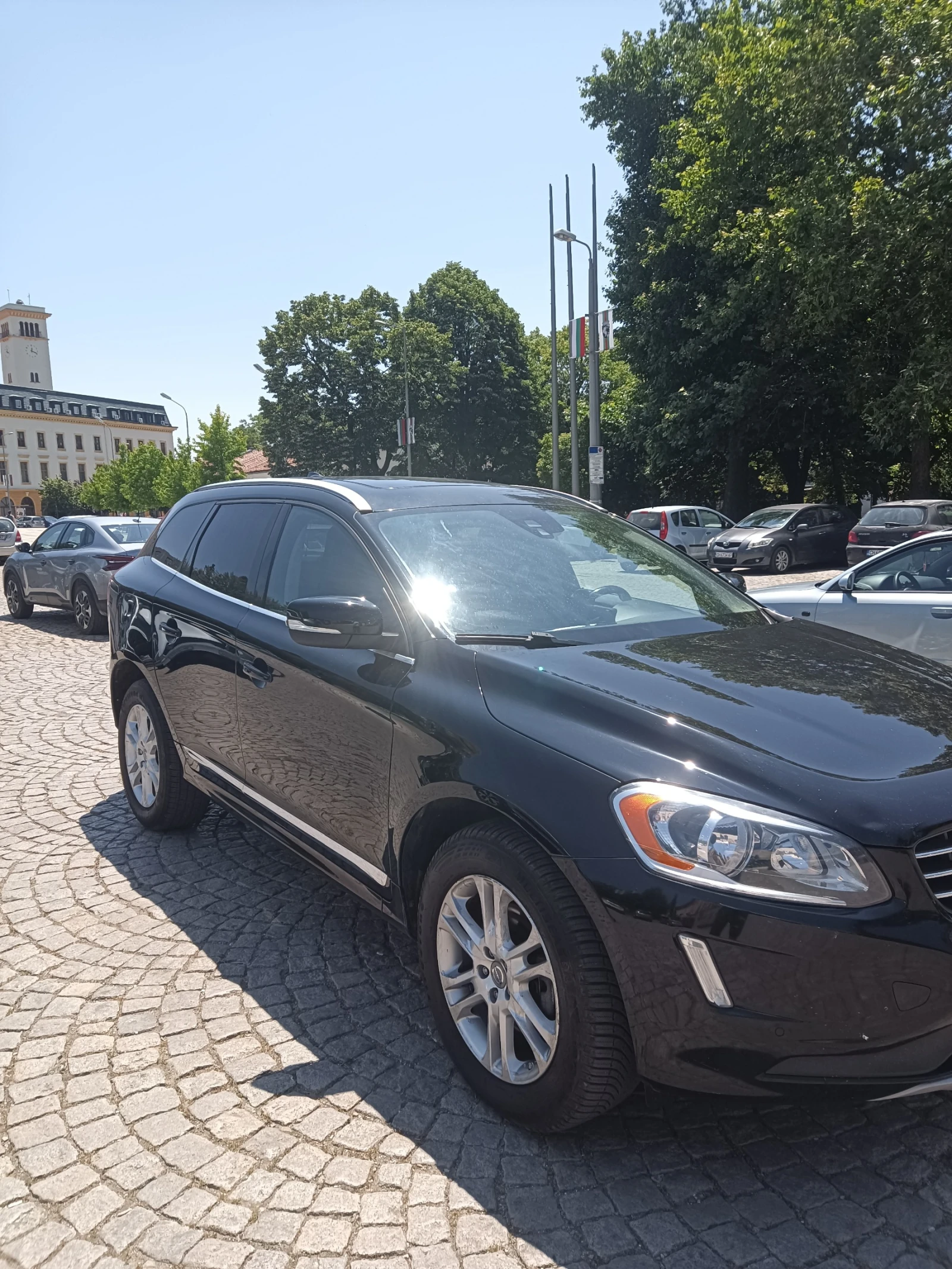Volvo XC60 T5 - изображение 4