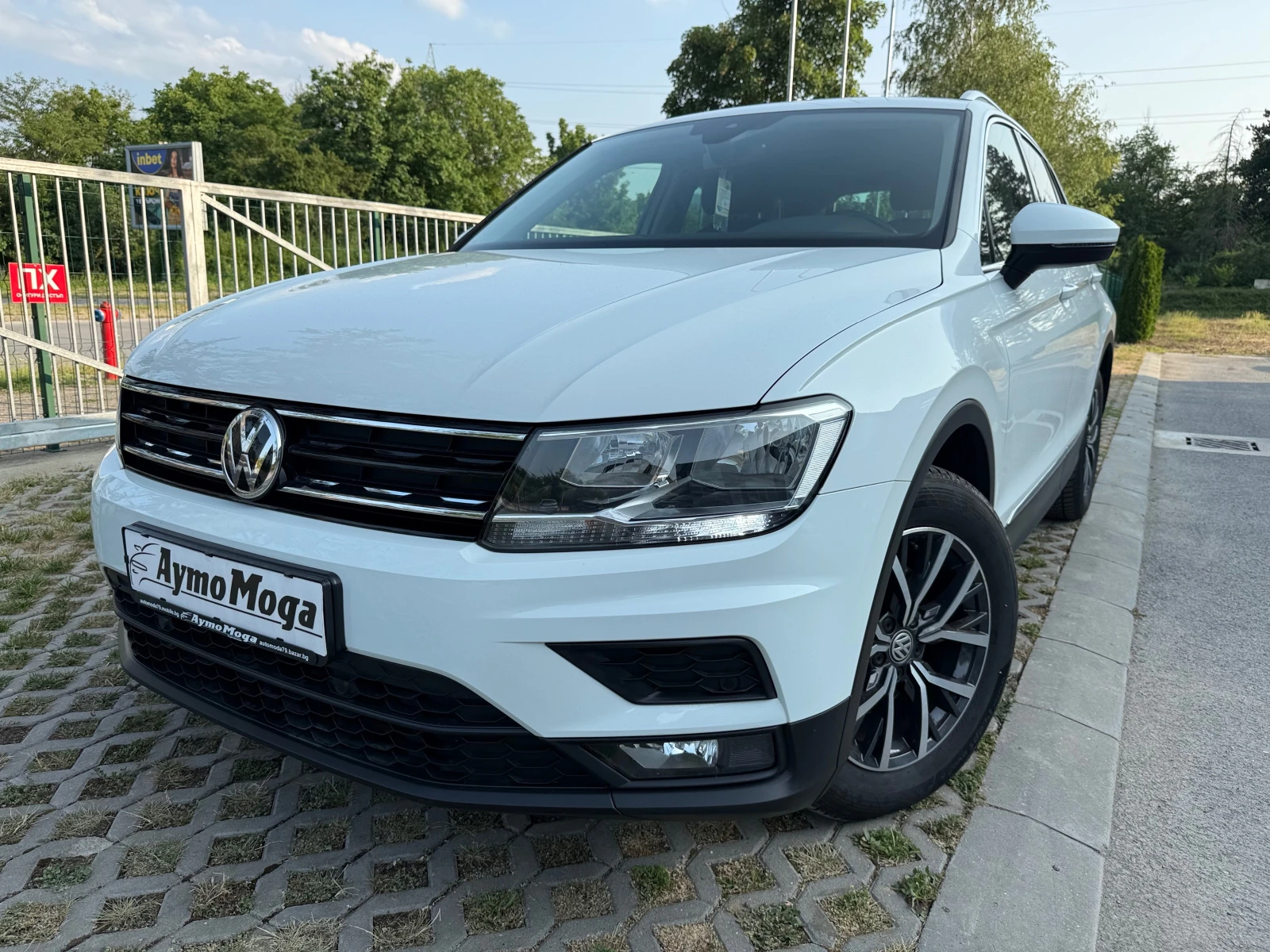 VW Tiguan 2.0 AVTOMAT LED KAMERA - изображение 2