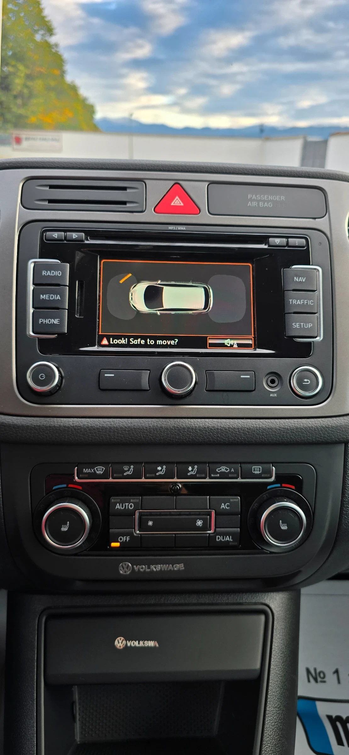 VW Tiguan 4x4  | Mobile.bg   11