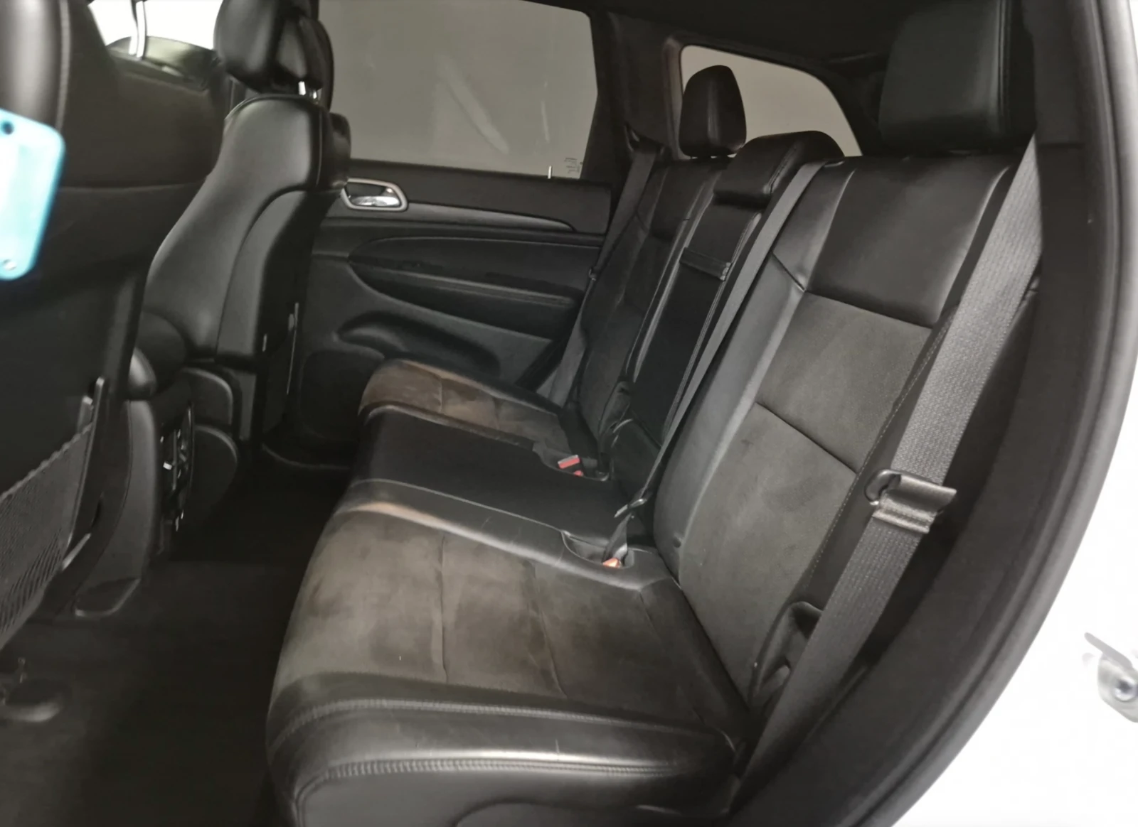 Jeep Grand cherokee ALTITUDE - изображение 9