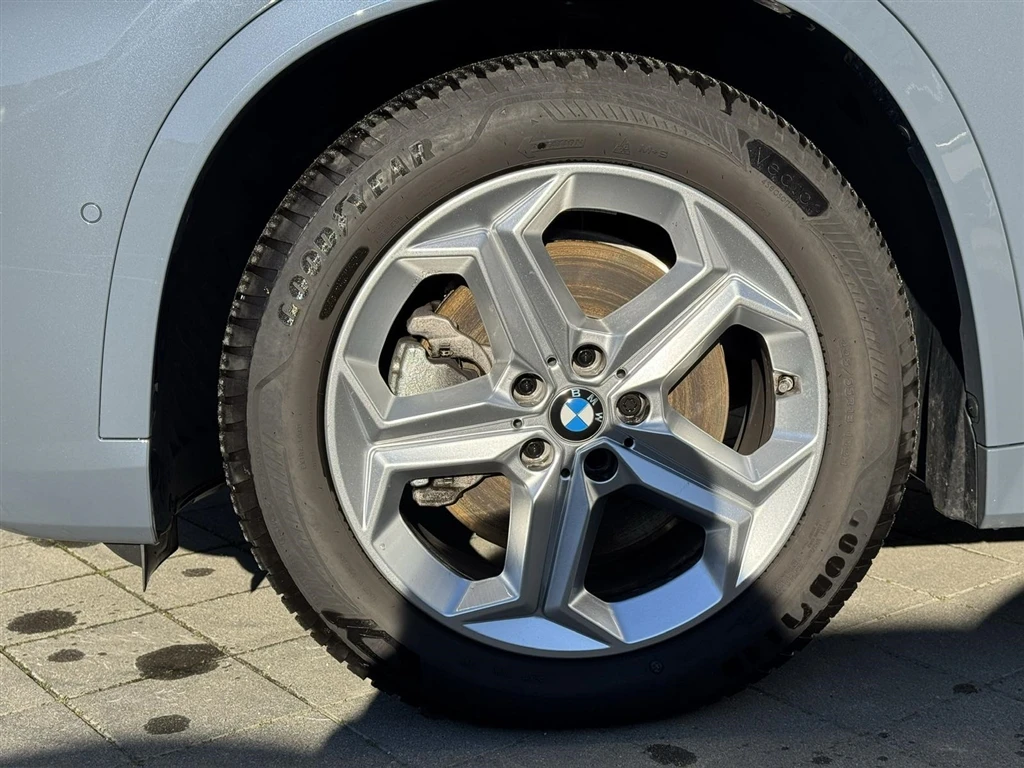 BMW X1 xDrive23d - изображение 5