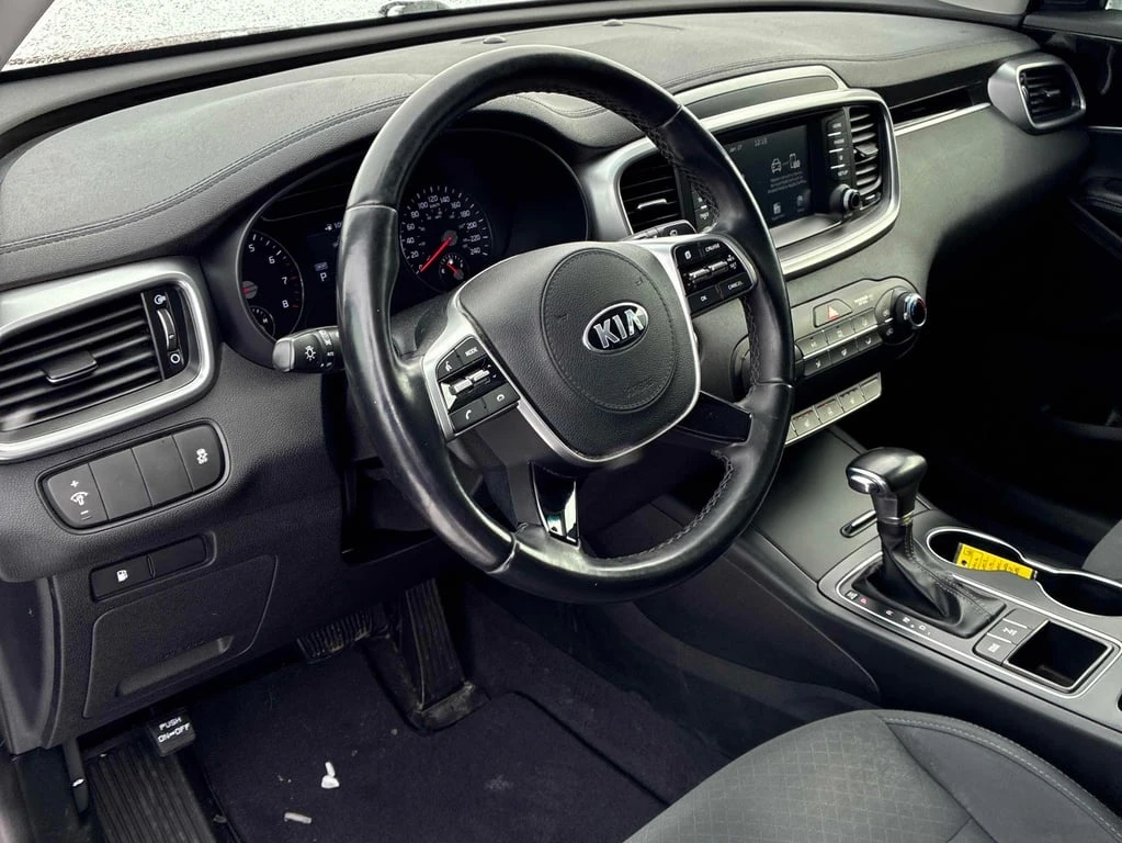 Kia Sorento / LX / AWD / CARFAX / - изображение 5