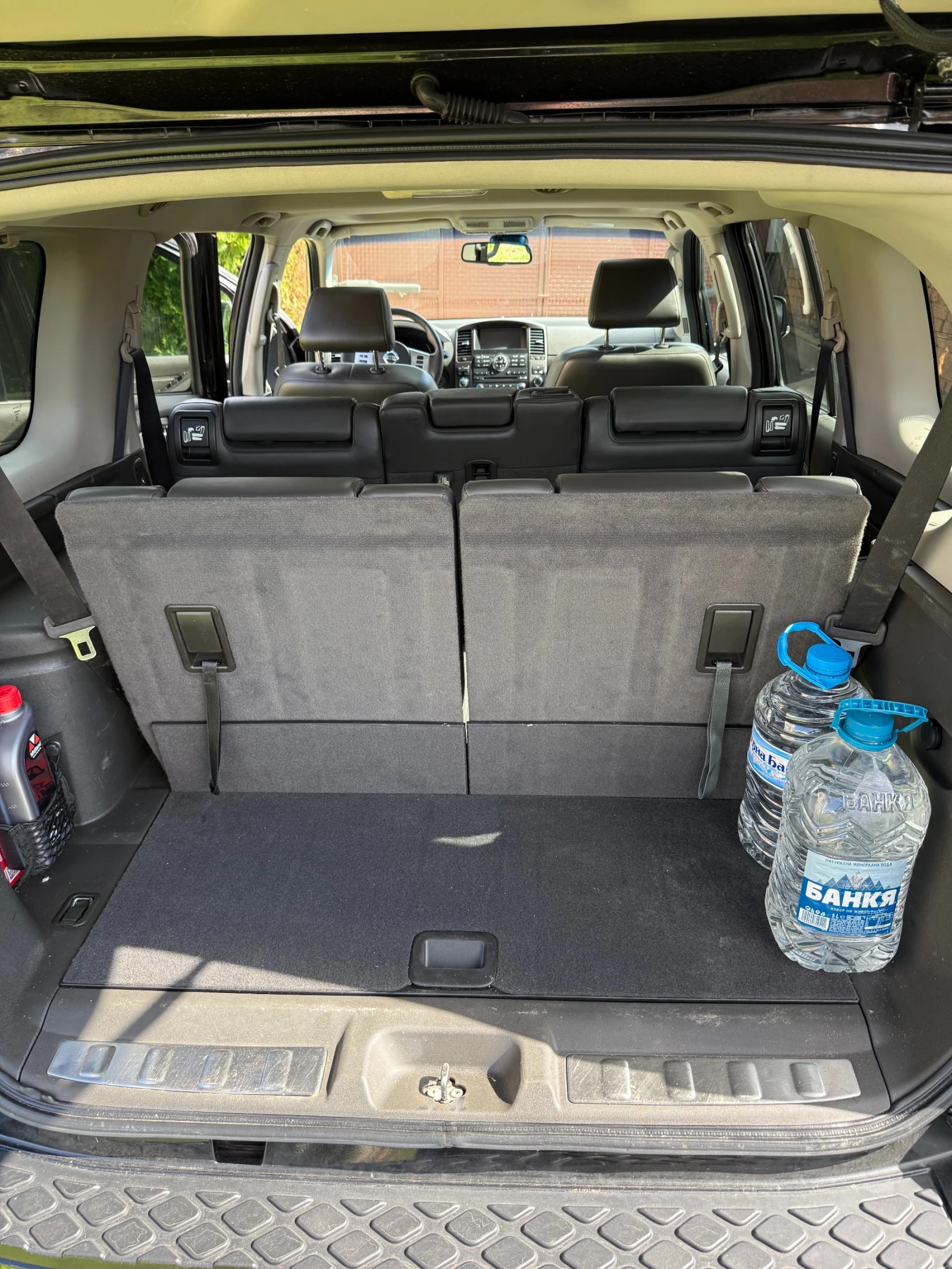 Nissan Pathfinder 7 местен, снимка 11 - Автомобили и джипове - 53372904