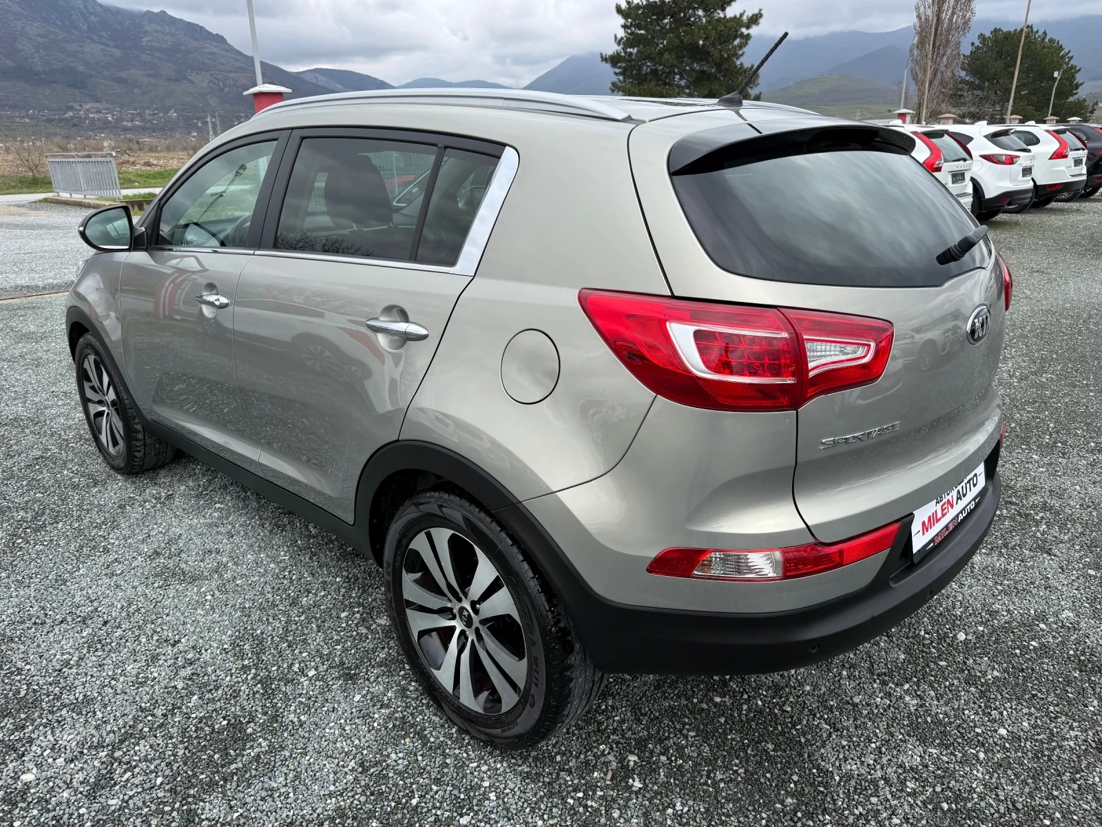 Kia Sportage (KATO НОВА), снимка 8 - Автомобили и джипове - 54078422