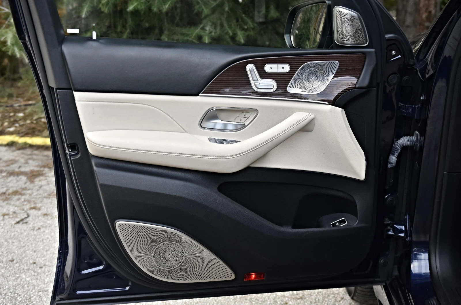 Mercedes-Benz GLE 400 FULL AMG, снимка 10 - Автомобили и джипове - 54560990