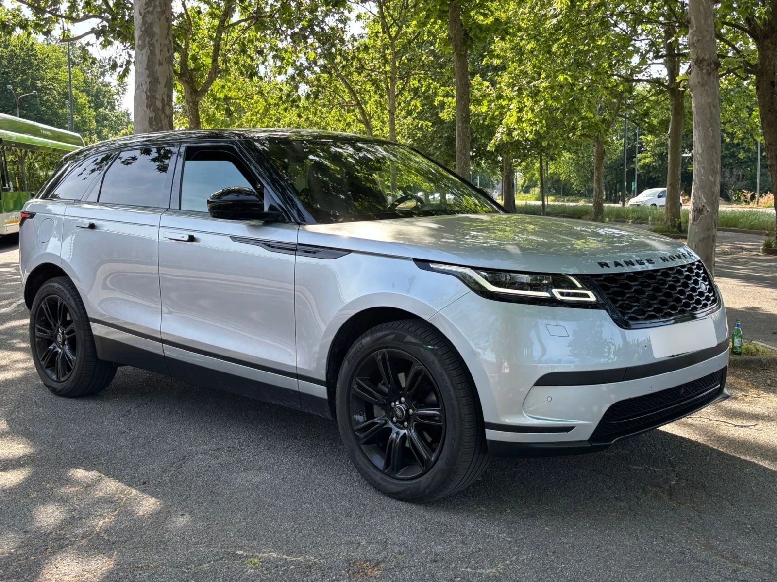 Land Rover Range Rover Velar 2.0D R-Dynamic SE, снимка 3 - Автомобили и джипове - 54590256