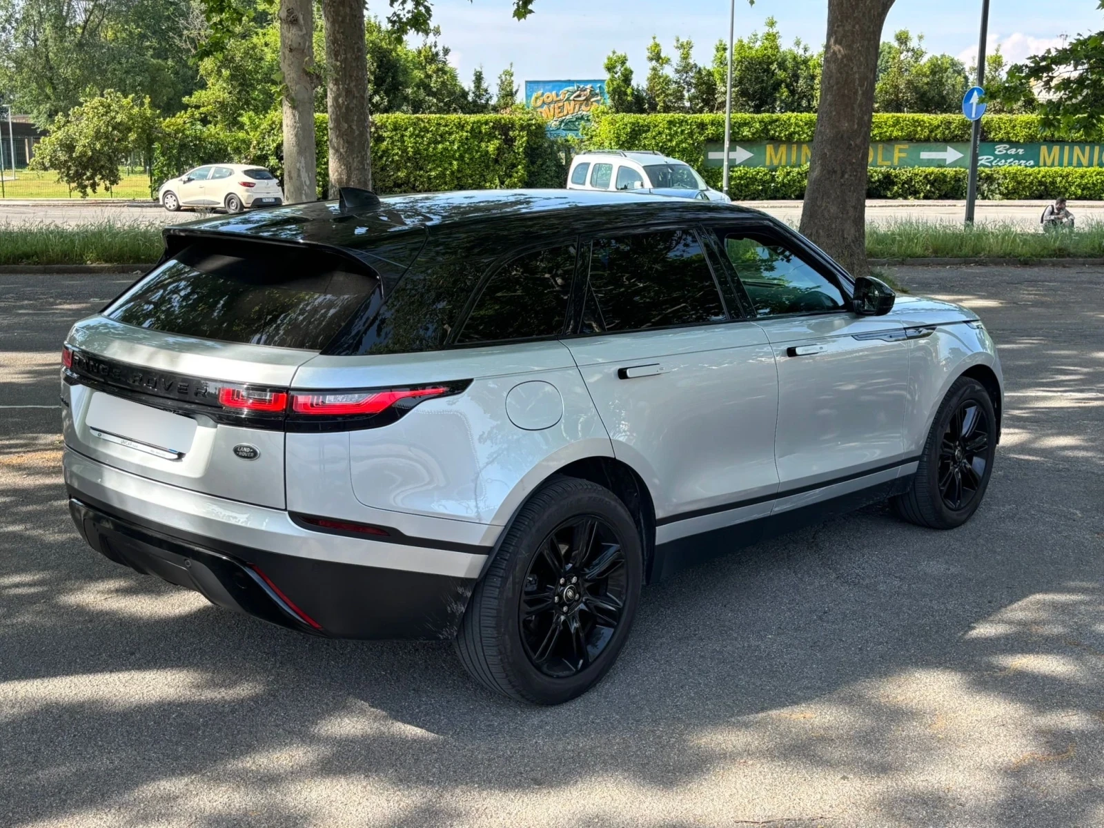 Land Rover Range Rover Velar 2.0D R-Dynamic SE, снимка 6 - Автомобили и джипове - 54590256