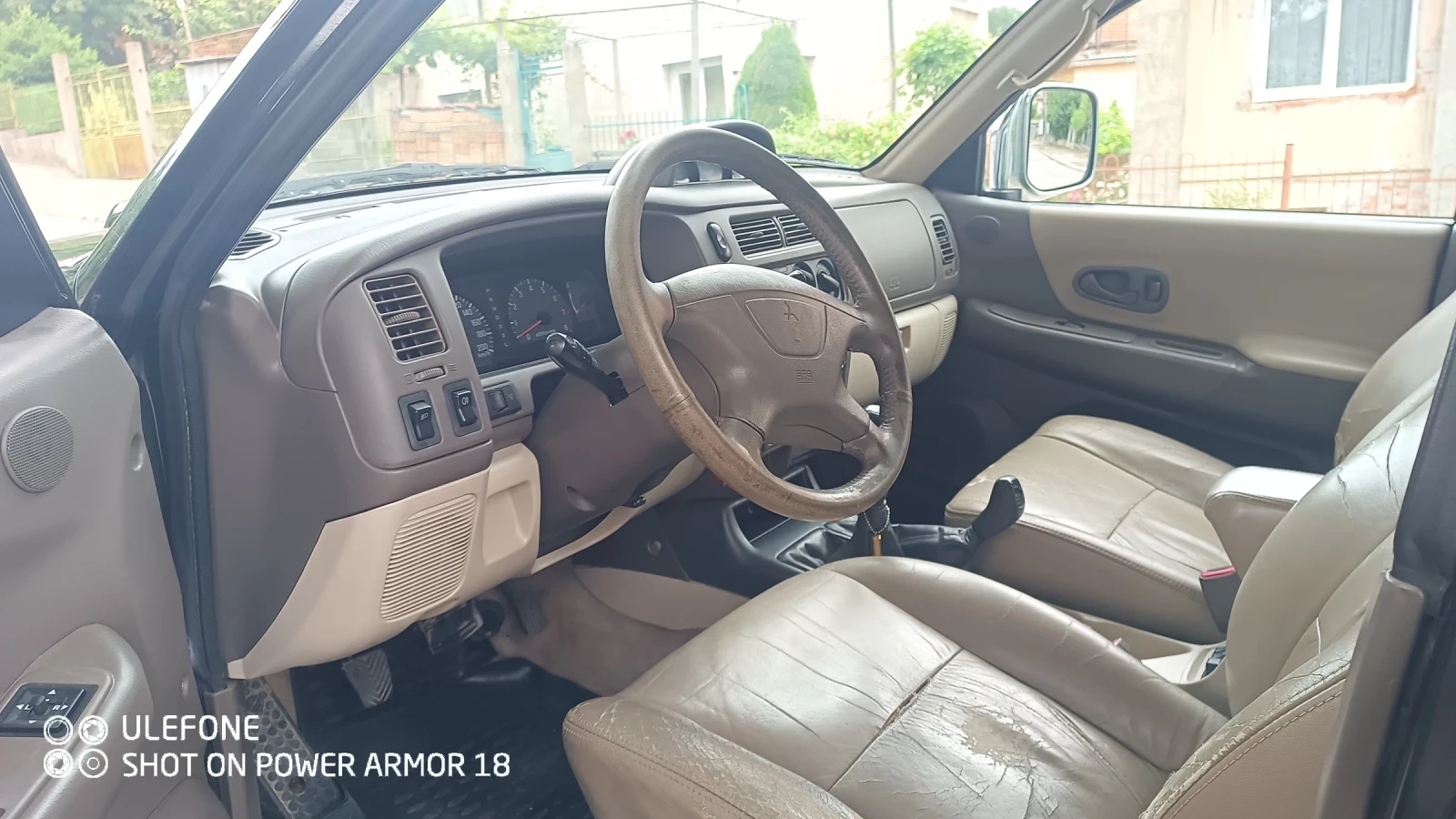 Mitsubishi Pajero sport 3.0 V6, снимка 11 - Автомобили и джипове - 55448997