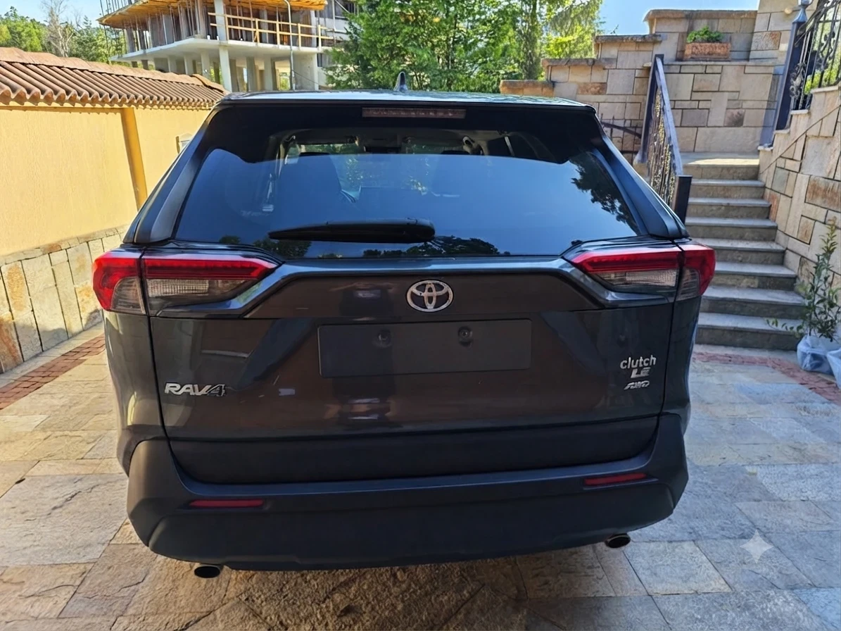 Toyota Rav4 2, 5 бензин 