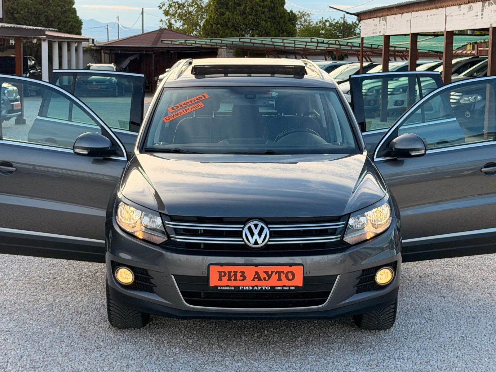 VW Tiguan 2.0TDI* 100%km* NAVI* FACE* 150ks* PANORAMA* KAMER, снимка 2 - Автомобили и джипове - 56094009