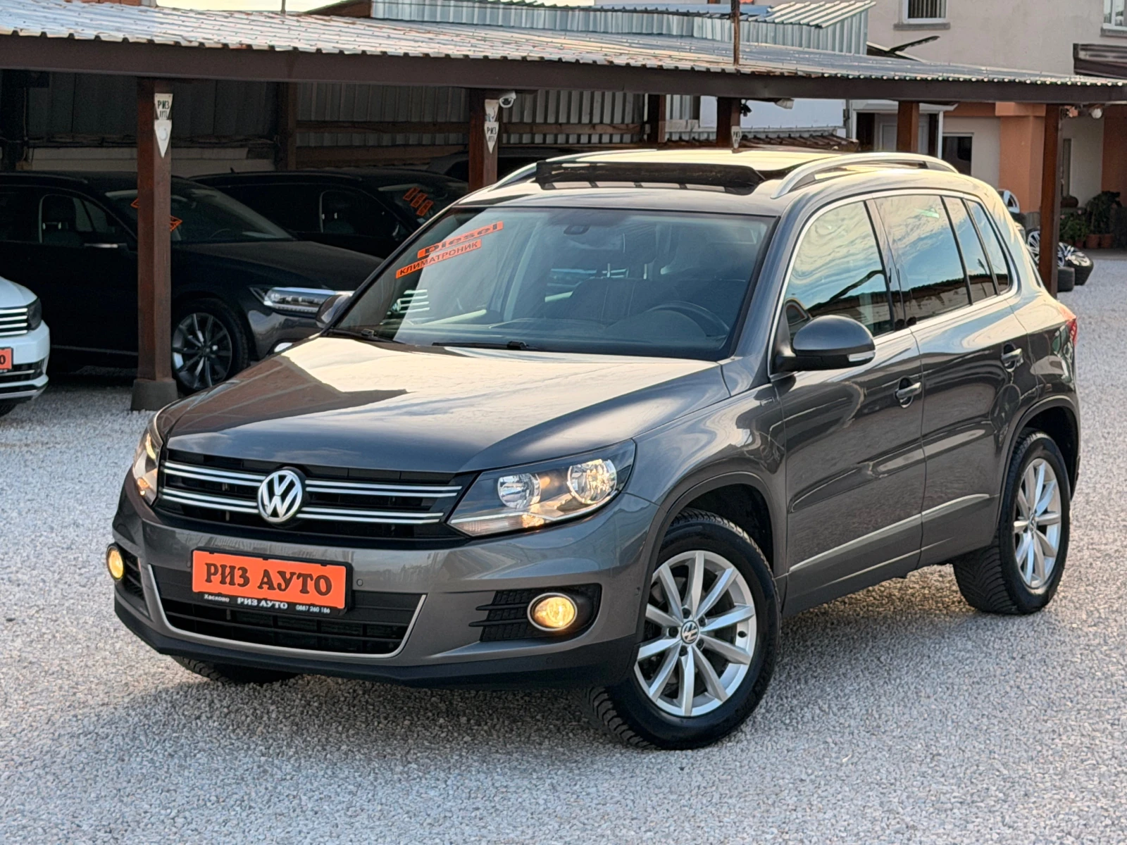 VW Tiguan 2.0TDI* 100%km* NAVI* FACE* 150ks* PANORAMA* KAMER, снимка 14 - Автомобили и джипове - 56094009