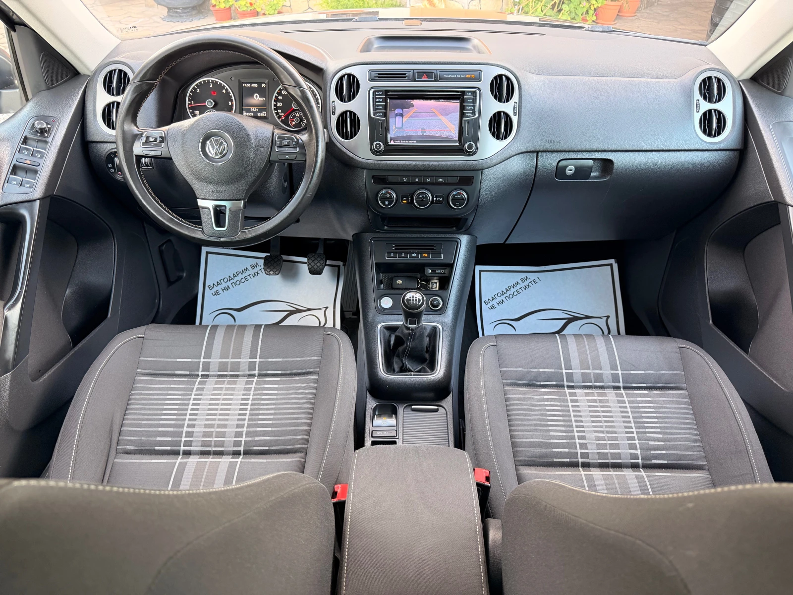 VW Tiguan 2.0TDI* 100%km* NAVI* FACE* 150ks* PANORAMA* KAMER, снимка 11 - Автомобили и джипове - 56094009