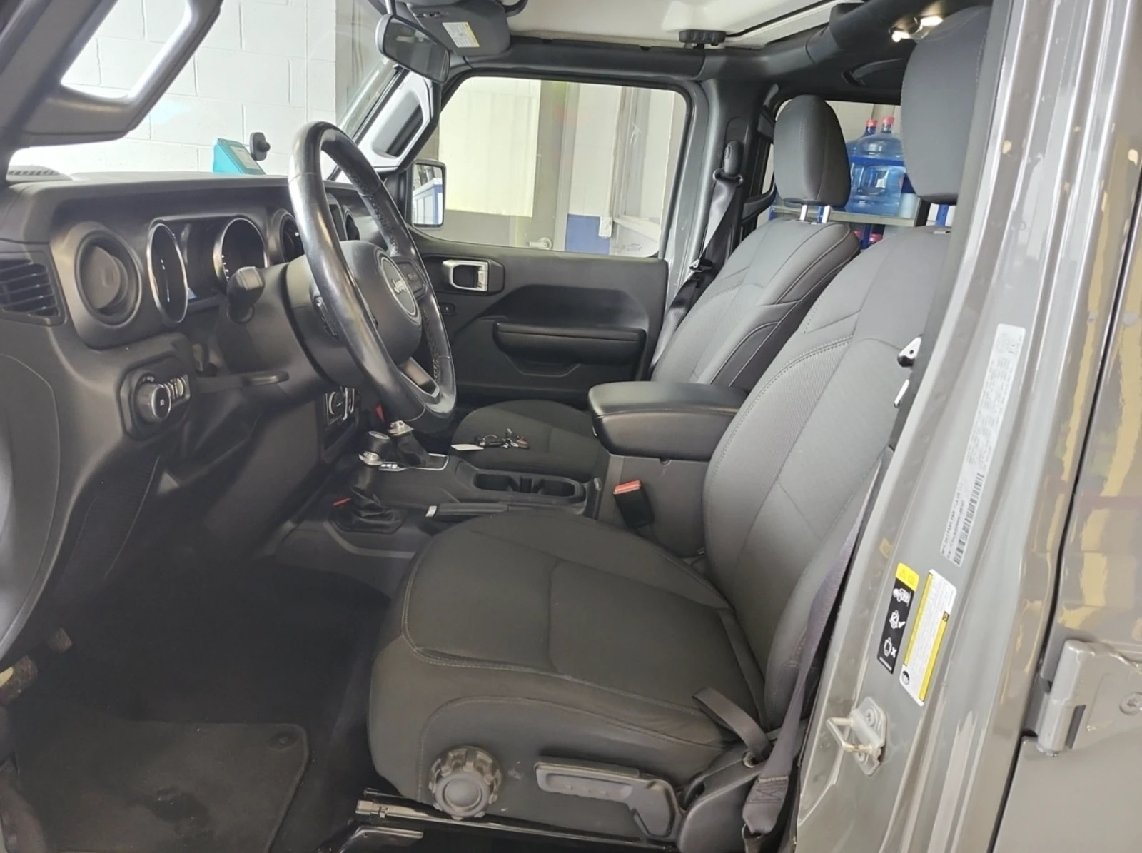 Jeep Wrangler 2022 Jeep Wrangler 4x4 Unlimited Willys, снимка 5 - Автомобили и джипове - 56099475