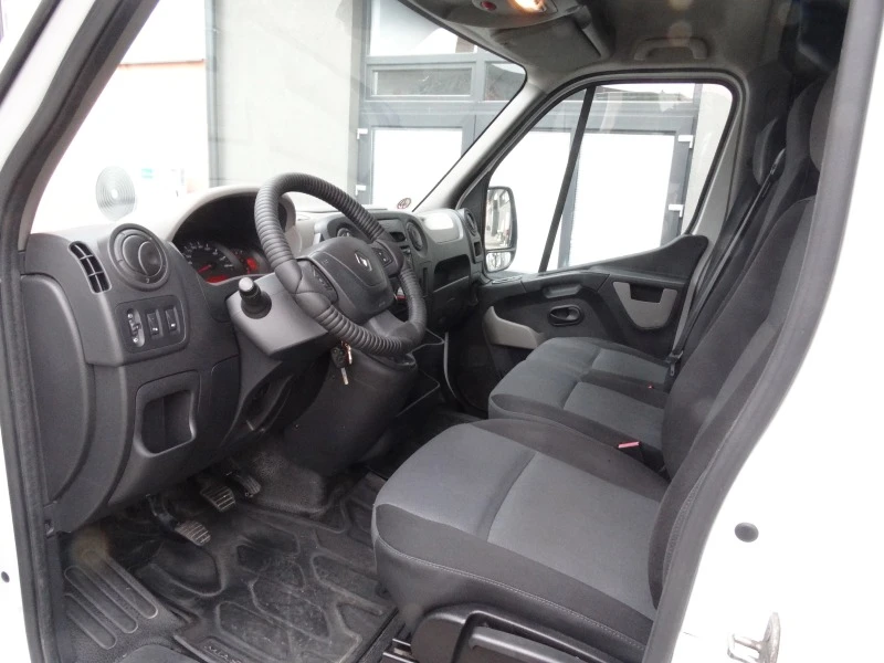 Renault Master 2.3 DTI, снимка 8 - Бусове и автобуси - 45368227