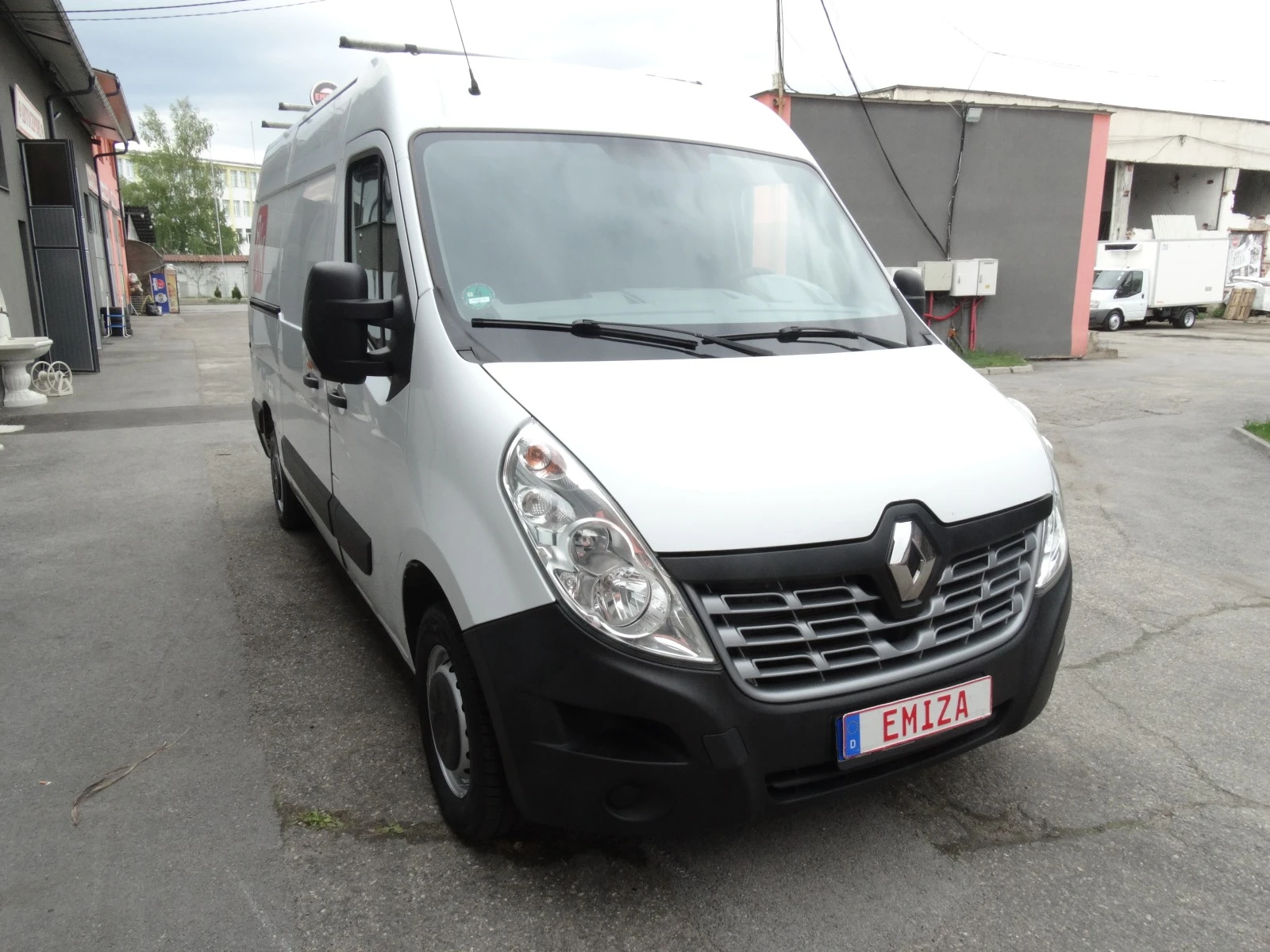 Renault Master 2.3 DTI - изображение 2