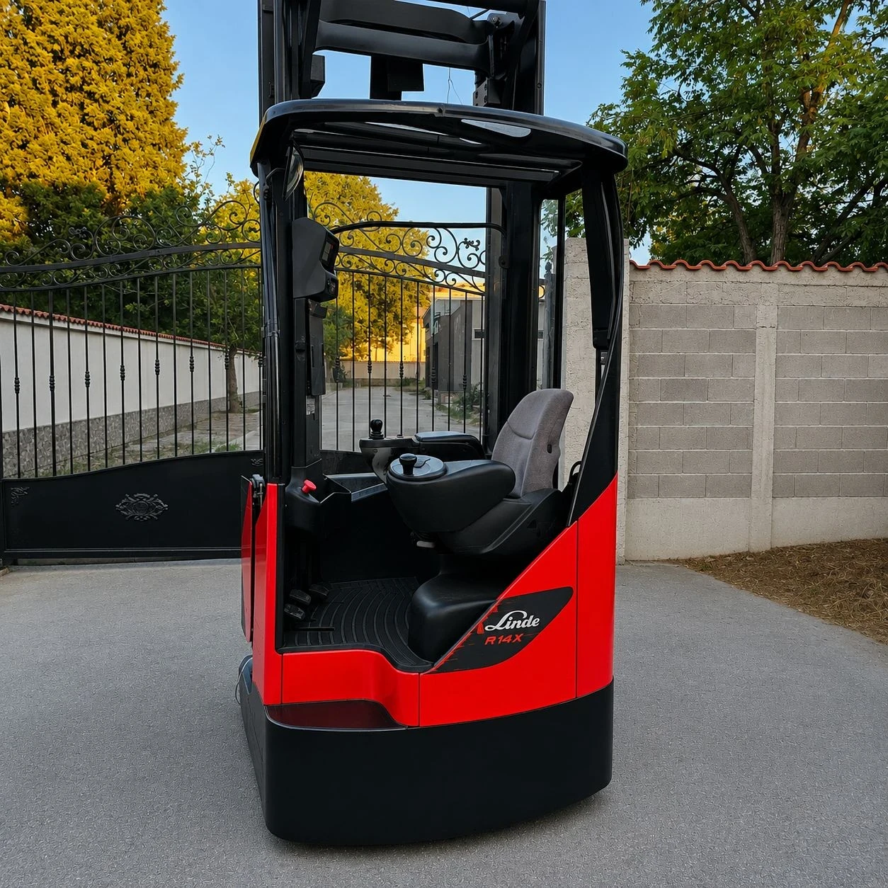 Електрокар Linde R14x, снимка 3 - Индустриална техника - 55562763