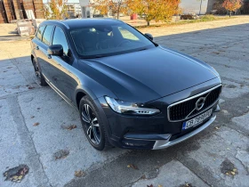 Volvo V90 Cross Country D5, снимка 2