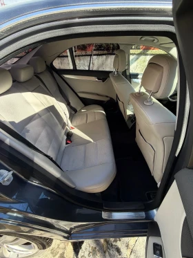 Mercedes-Benz C 220, снимка 9