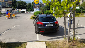 Opel Insignia, снимка 1 - Автомобили и джипове - 45664275
