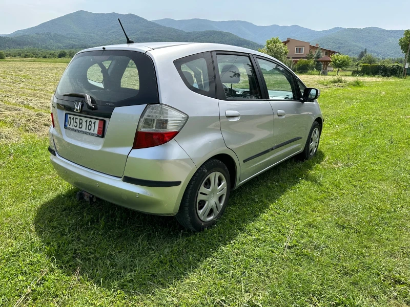 Honda Jazz 1.4 I Автоматик, снимка 4 - Автомобили и джипове - 47322986