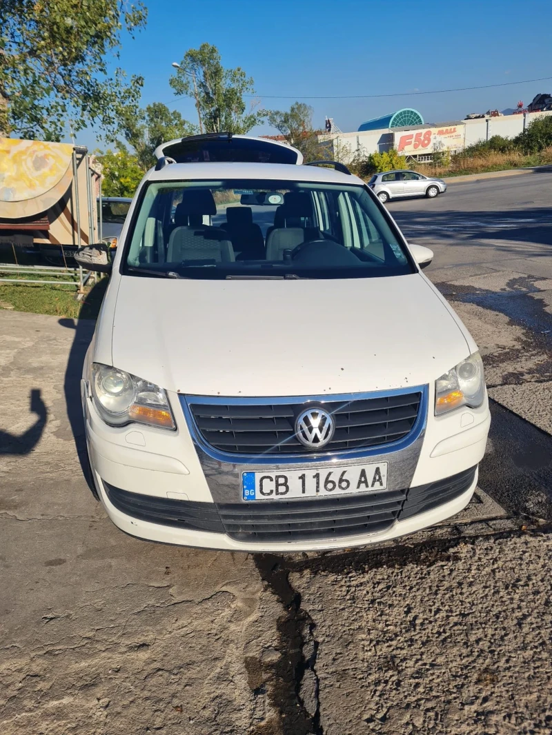 VW Touran 1.9 TDI, снимка 4 - Автомобили и джипове - 47527955