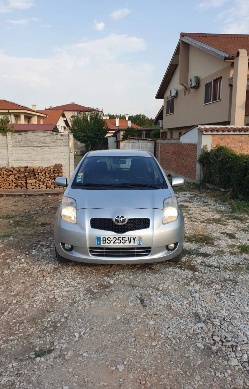 Toyota Yaris 1.4 D4D, снимка 2 - Автомобили и джипове - 47993592