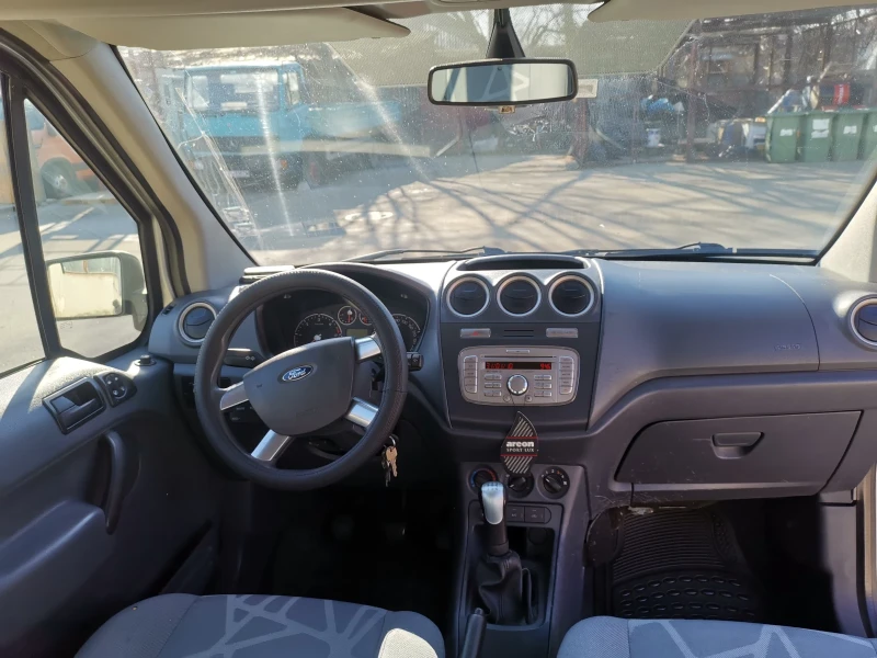 Ford Connect 2010, снимка 13 - Автомобили и джипове - 49188377