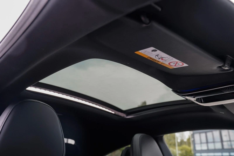 Mercedes-Benz CLE 450/AMG/4-MATIC/CARBON/PANO/DISTRONIC/ NIGHT/ 360/, снимка 6 - Автомобили и джипове - 51669388