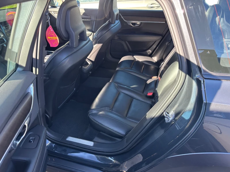 Volvo V90 Cross Country D5, снимка 9 - Автомобили и джипове - 52338197