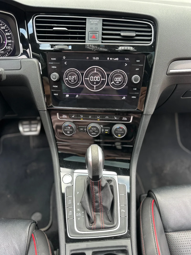 VW Golf GTI, снимка 10 - Автомобили и джипове - 52879764