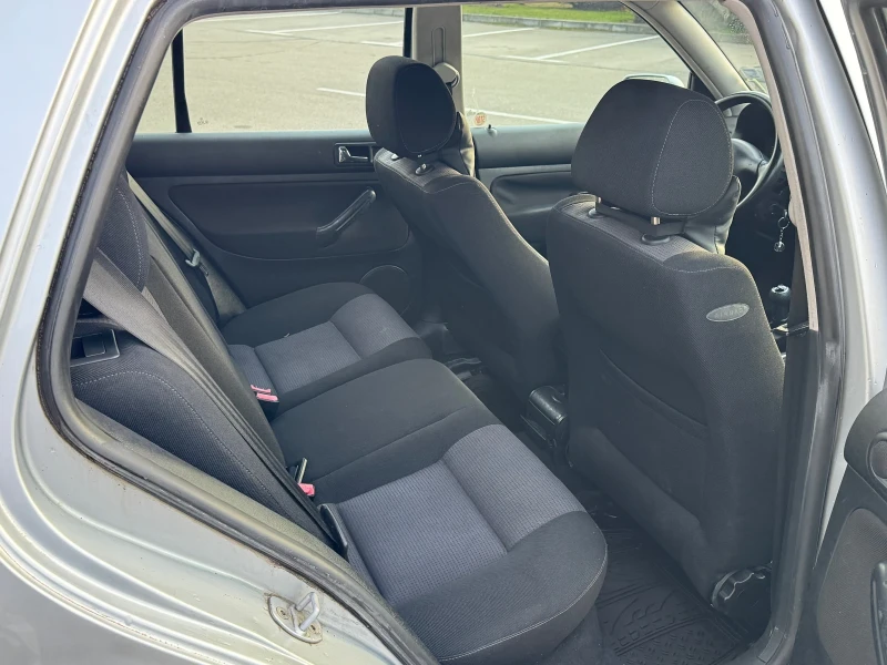 VW Golf, снимка 11 - Автомобили и джипове - 53013703