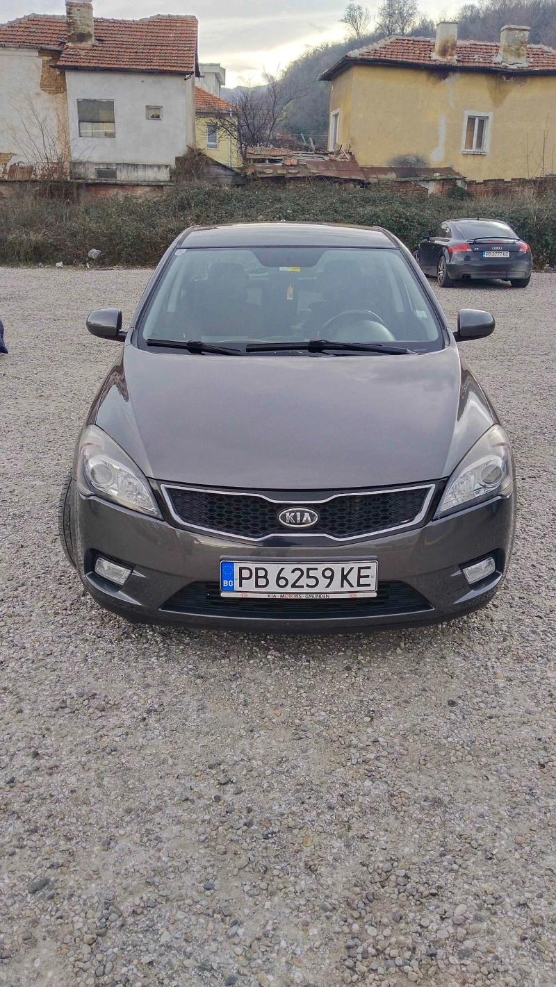 Kia Ceed, снимка 7 - Автомобили и джипове - 53018885