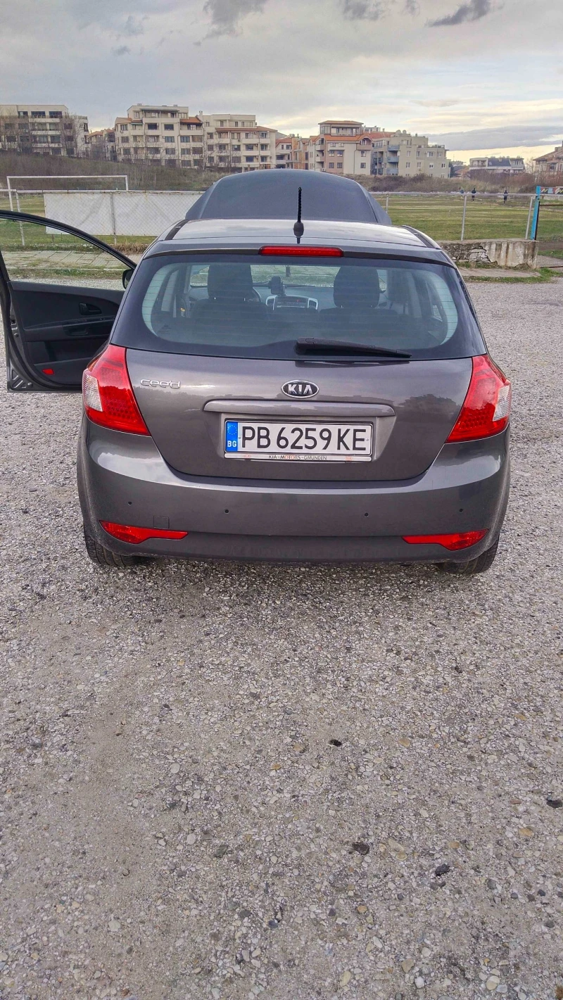 Kia Ceed, снимка 2 - Автомобили и джипове - 53018885