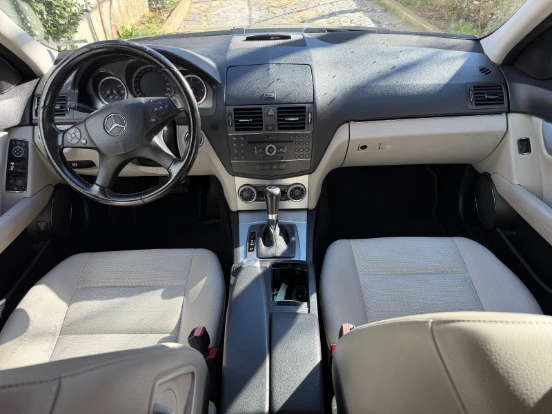 Mercedes-Benz C 220, снимка 5 - Автомобили и джипове - 53411624