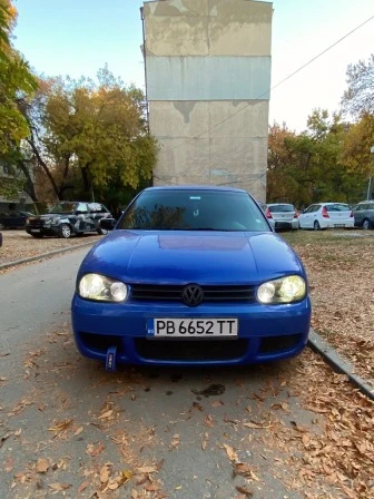 VW Golf, снимка 2 - Автомобили и джипове - 47762003