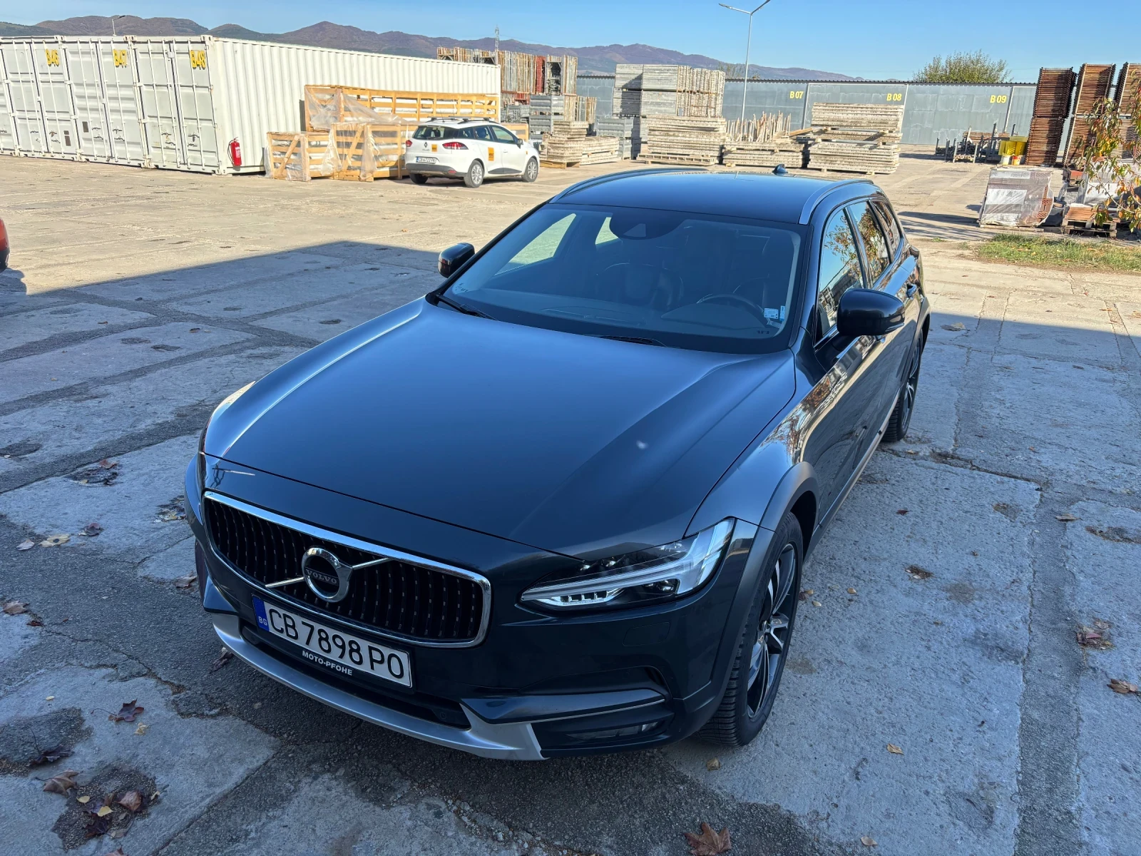 Volvo V90 Cross Country D5, снимка 1