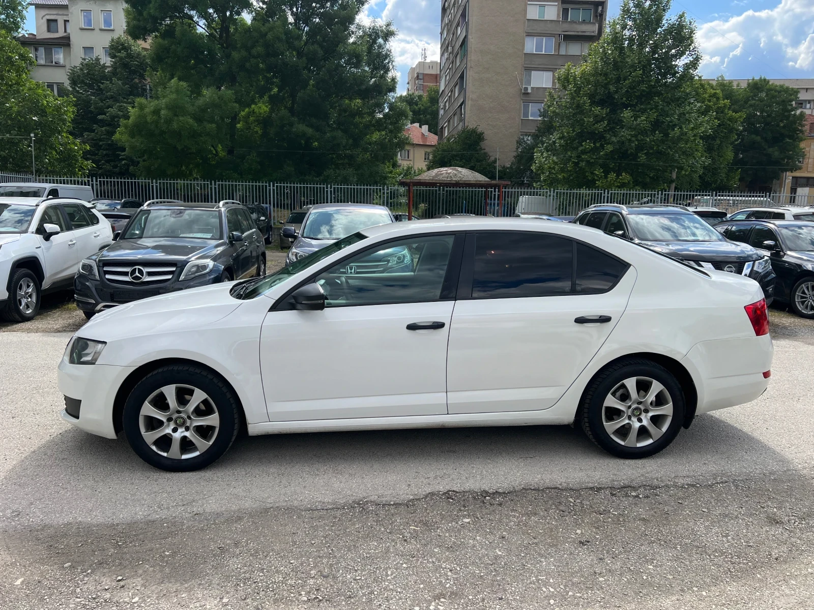 Skoda Octavia 1.6 TDI - изображение 6