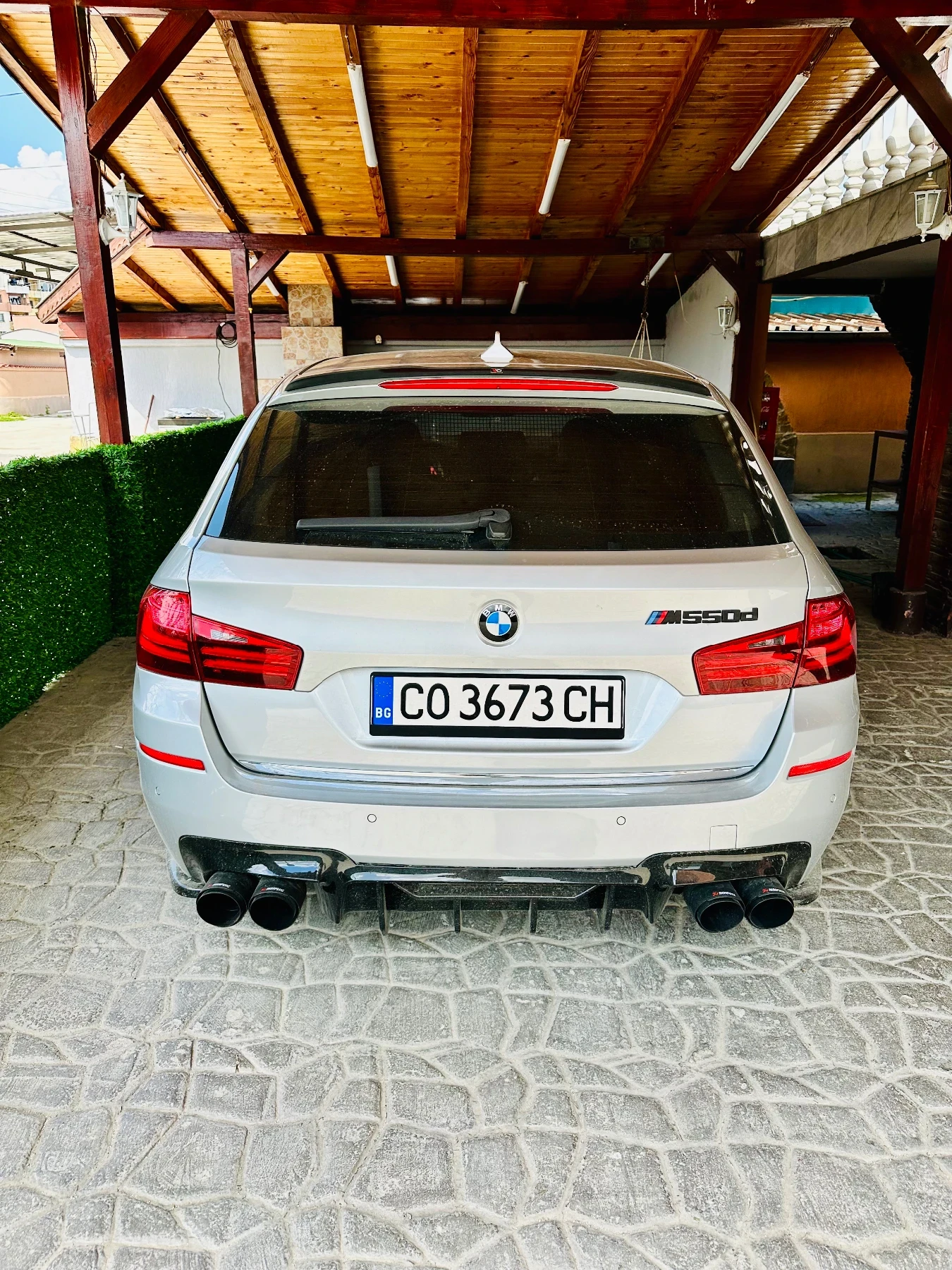 BMW 520 F11 / 2015/luxury/face/240hp - изображение 4