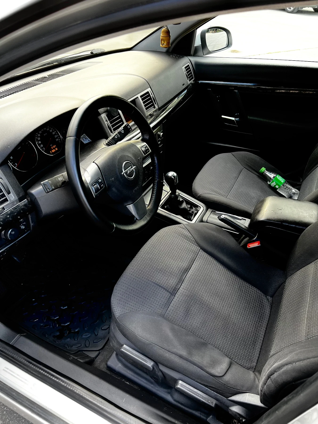 Opel Signum 2.2 DTI - изображение 7