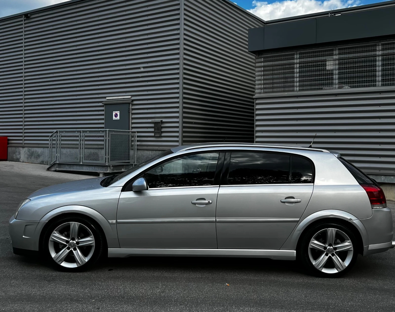 Opel Signum 2.2 DTI - изображение 3