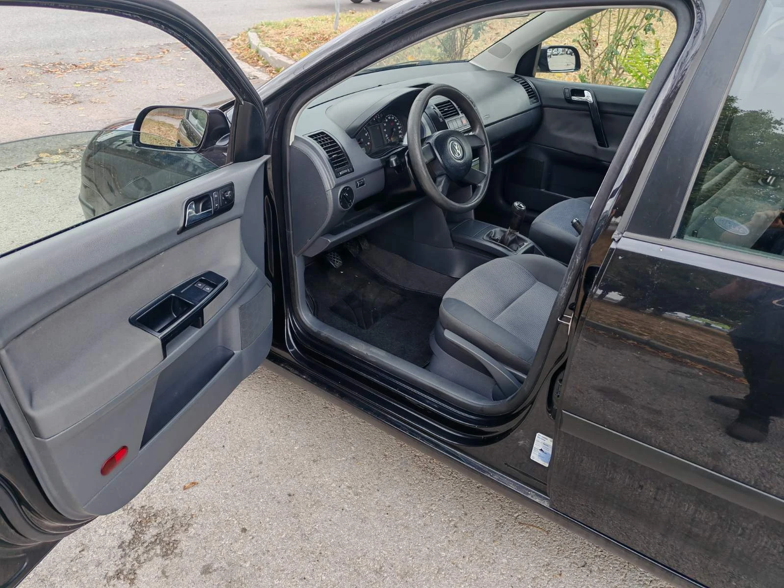 VW Polo 1.2I KLIMATIK - изображение 6