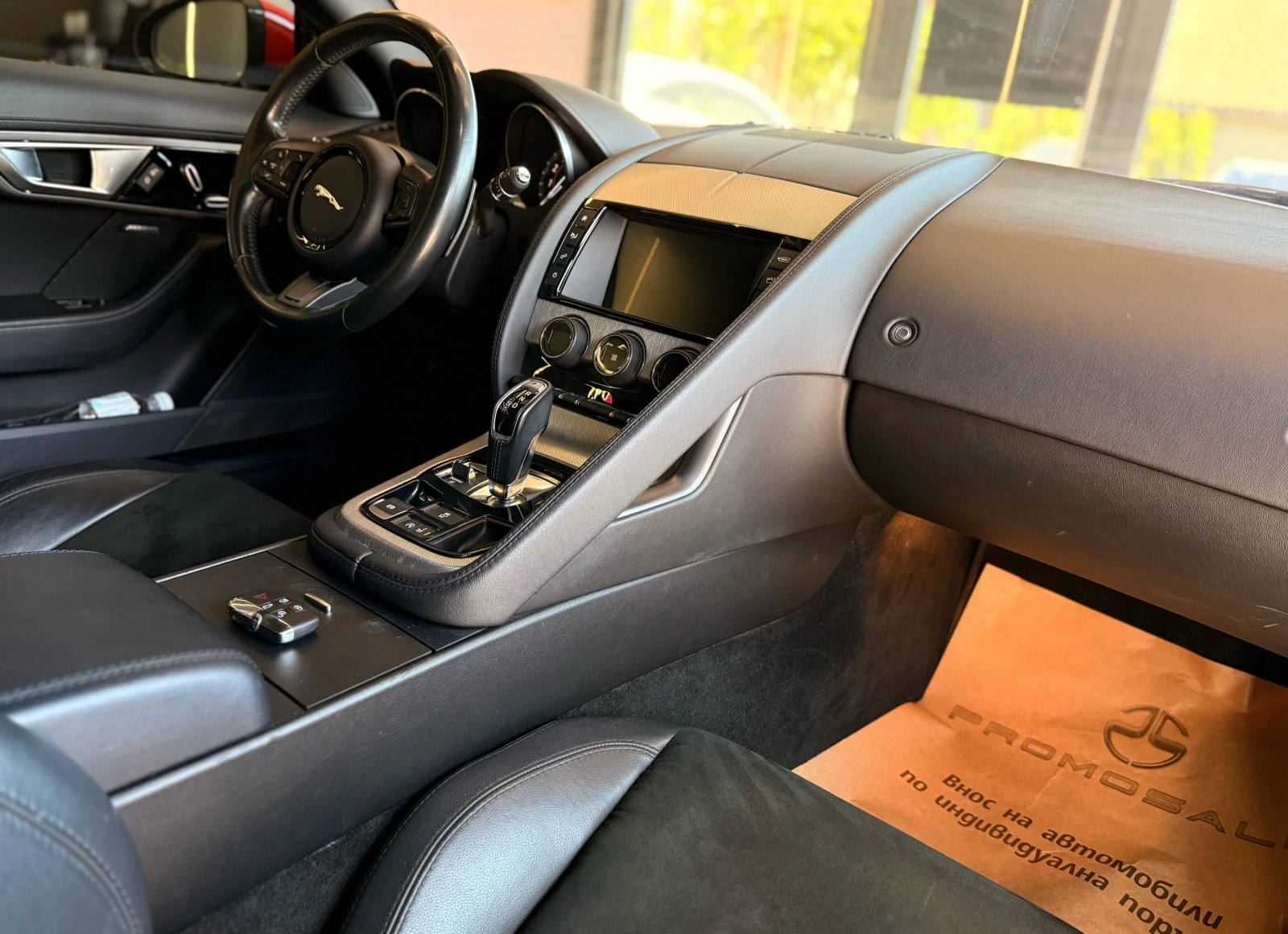 Jaguar F-Type  P340 V6* Automatic* Лизинг* Meridian - изображение 9