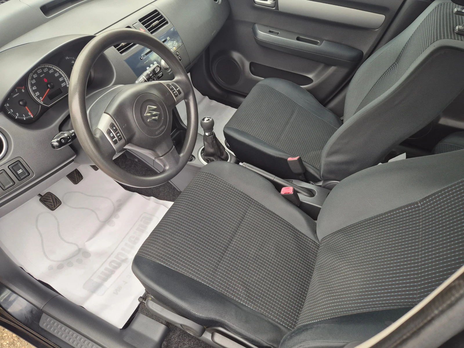 Suzuki Swift 1.3  90. | Mobile.bg   8