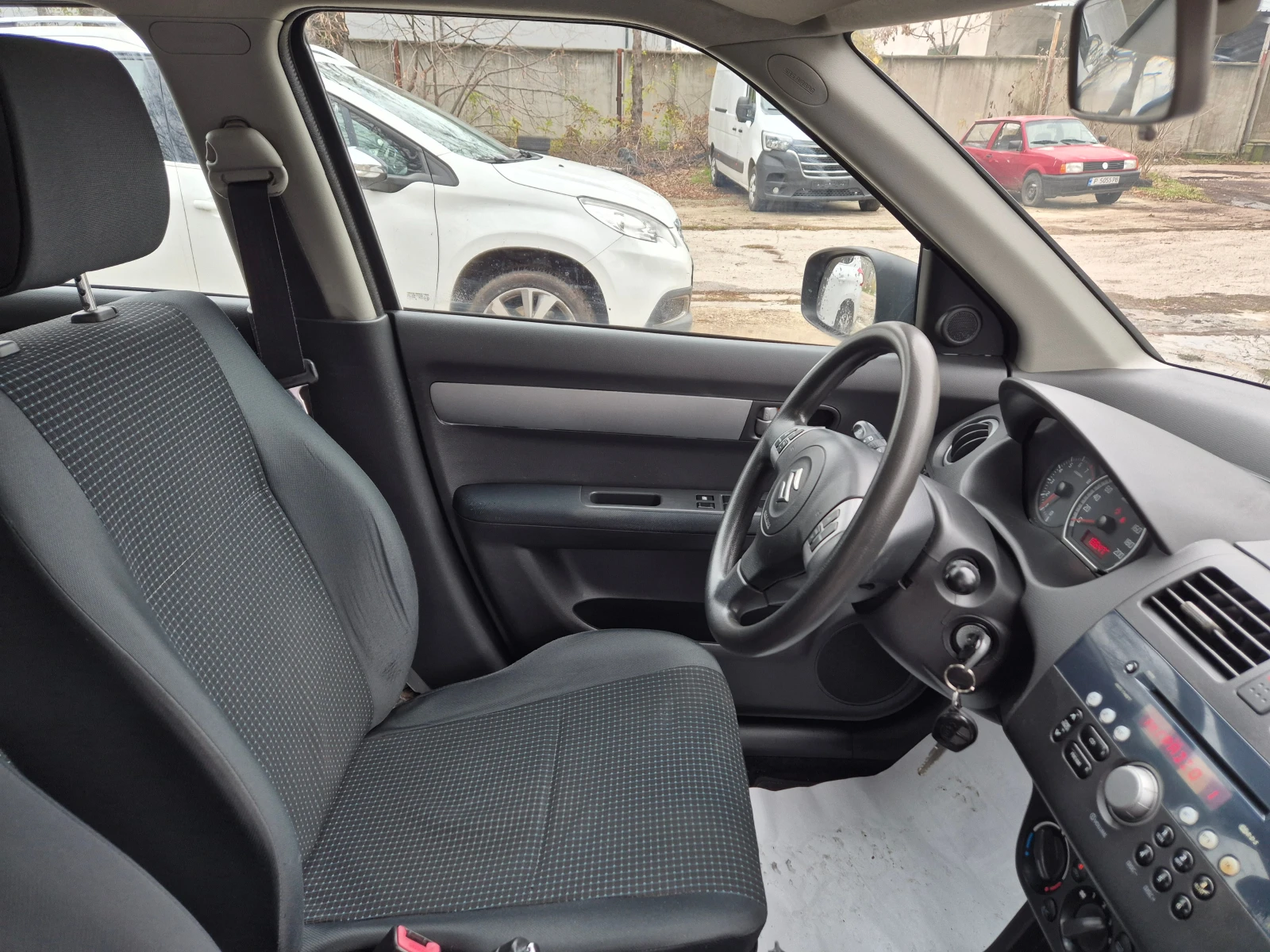 Suzuki Swift 1.3  90. | Mobile.bg   10