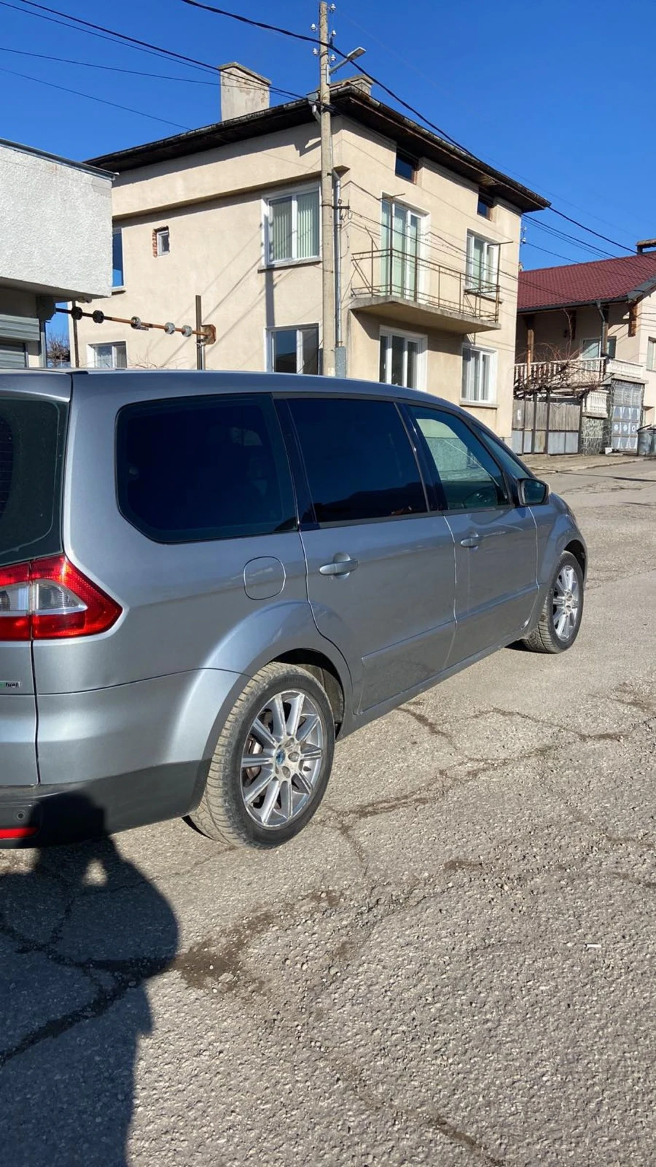 Ford Galaxy 2.0 6+ 1 - изображение 4