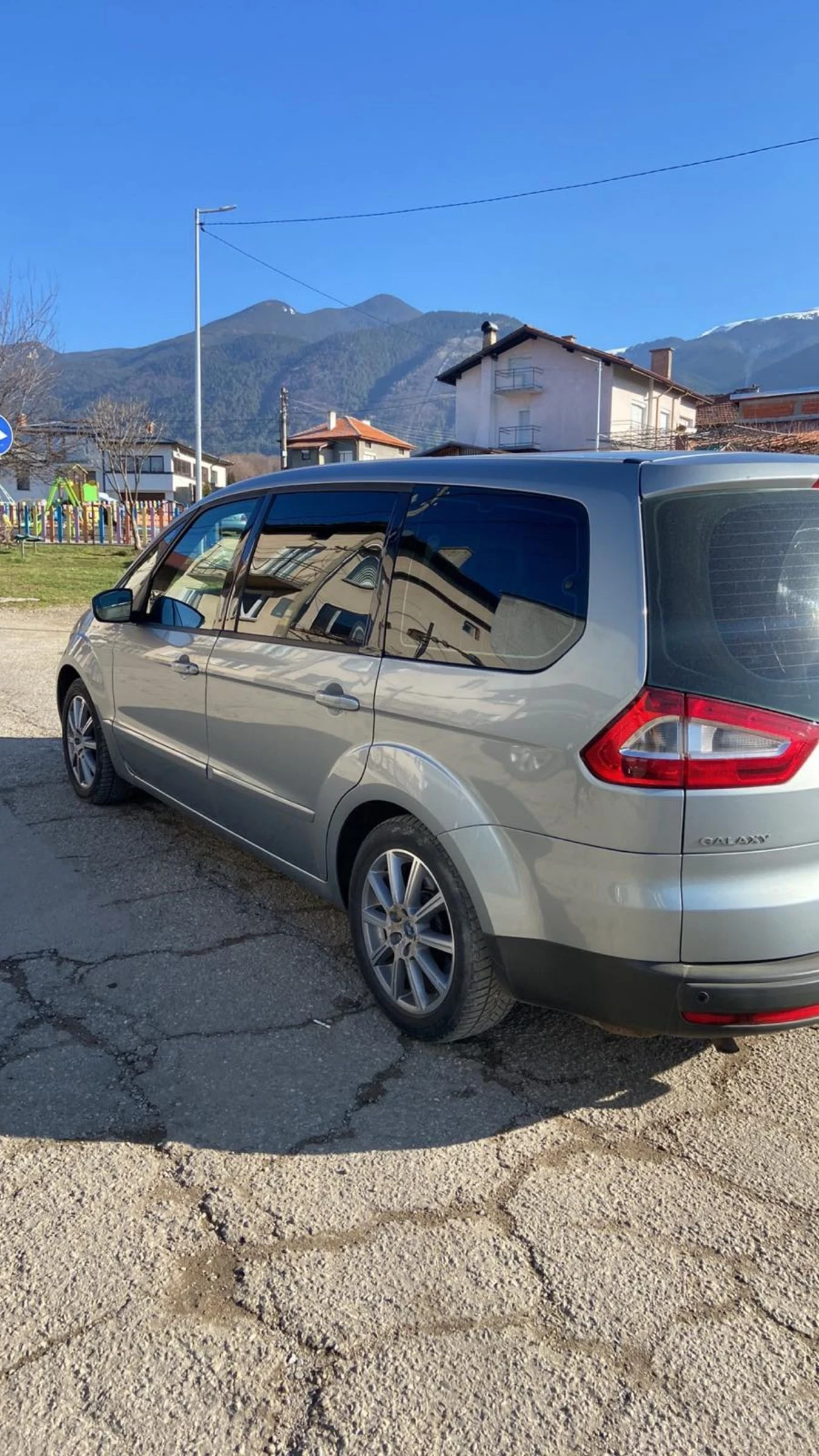 Ford Galaxy 2.0 6+ 1 - изображение 2