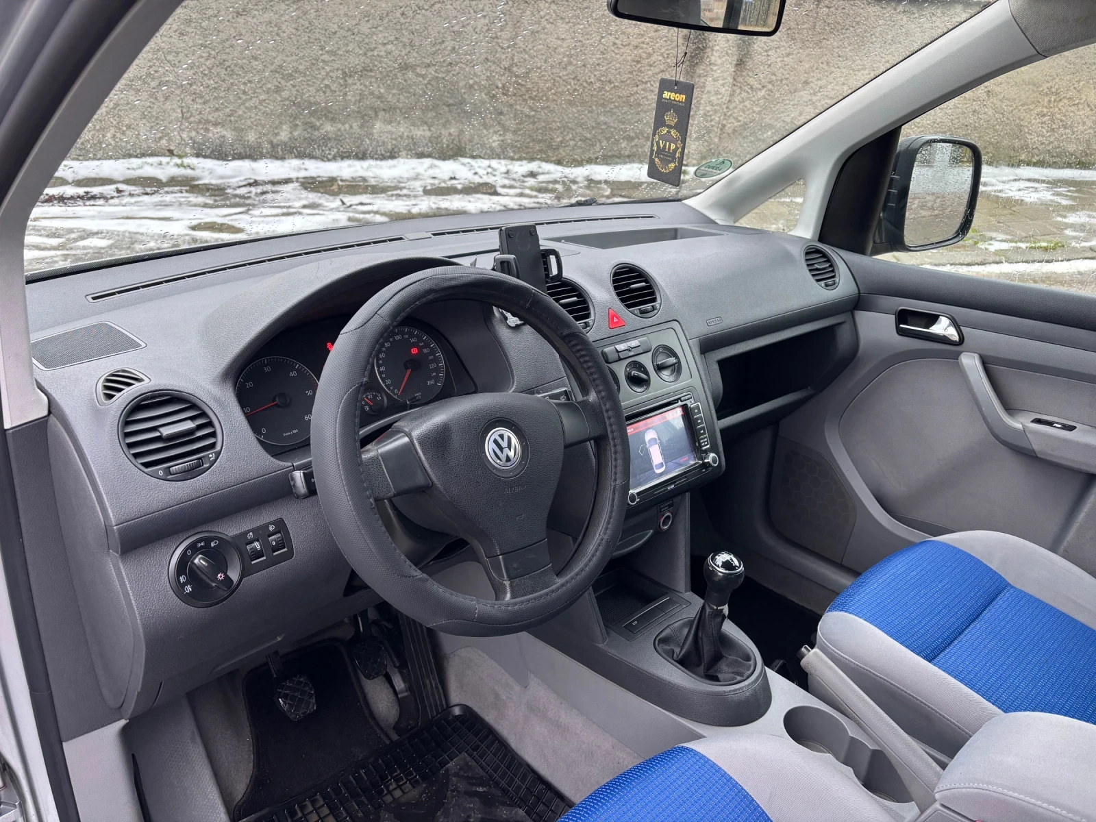 VW Caddy 1.9TDI - изображение 7